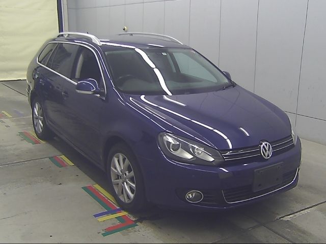 70032 Volkswagen Golf variant 1KCTH 2013 г. (Honda Kansai)